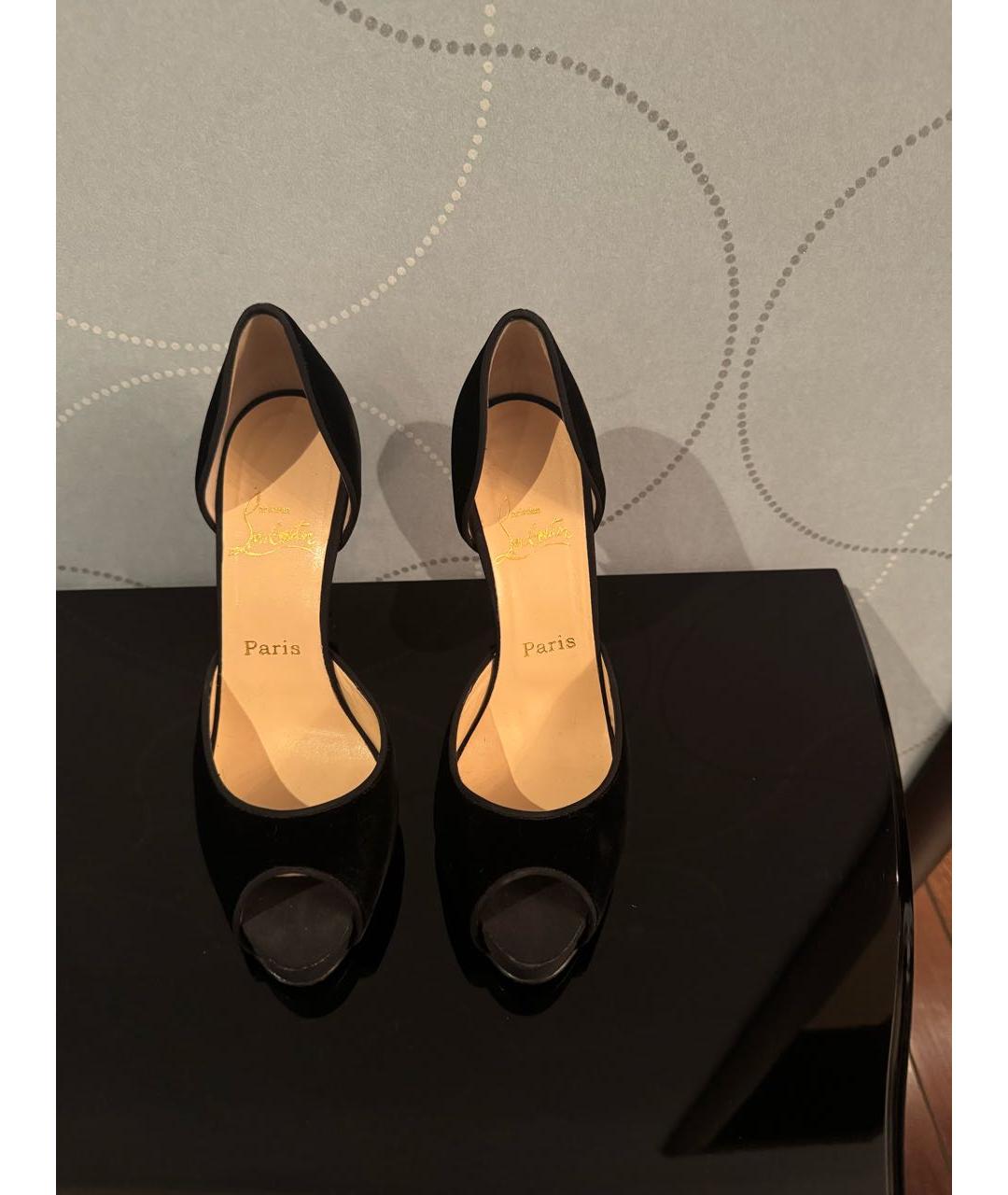 CHRISTIAN LOUBOUTIN Черные бархатные босоножки, фото 2