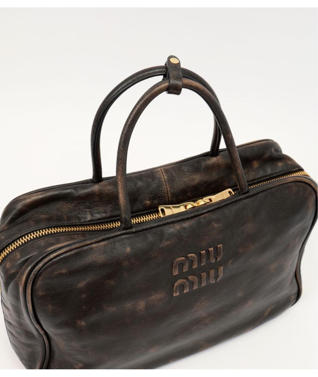 MIU MIU Коричневая кожаная сумка с короткими ручками, фото 5