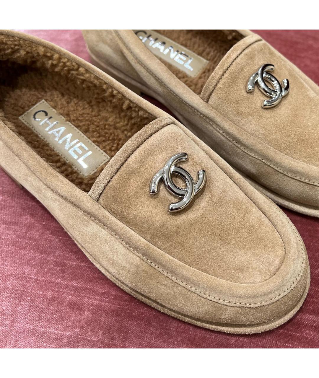 CHANEL Бежевые замшевые лоферы, фото 6