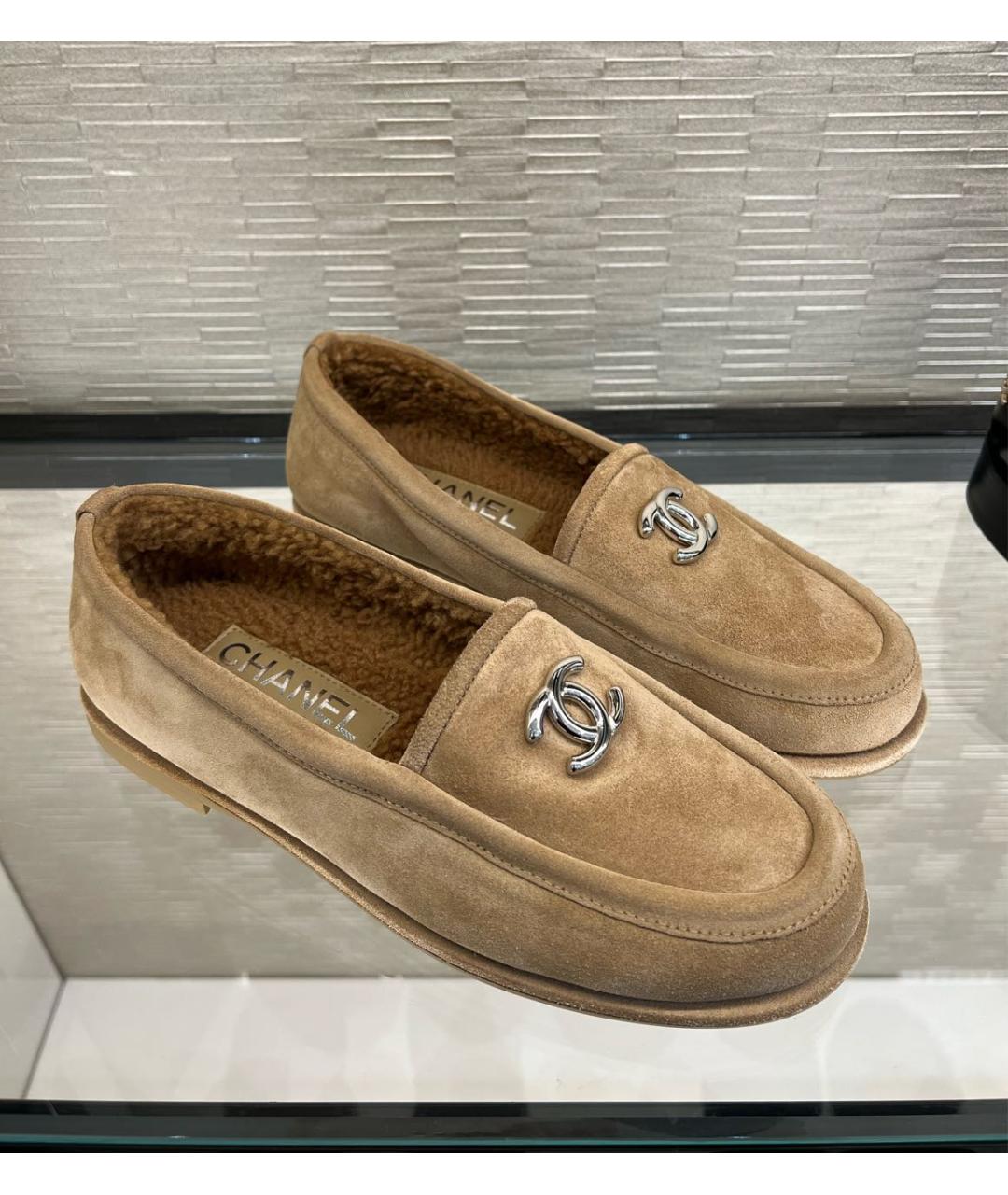 CHANEL Бежевые замшевые лоферы, фото 7