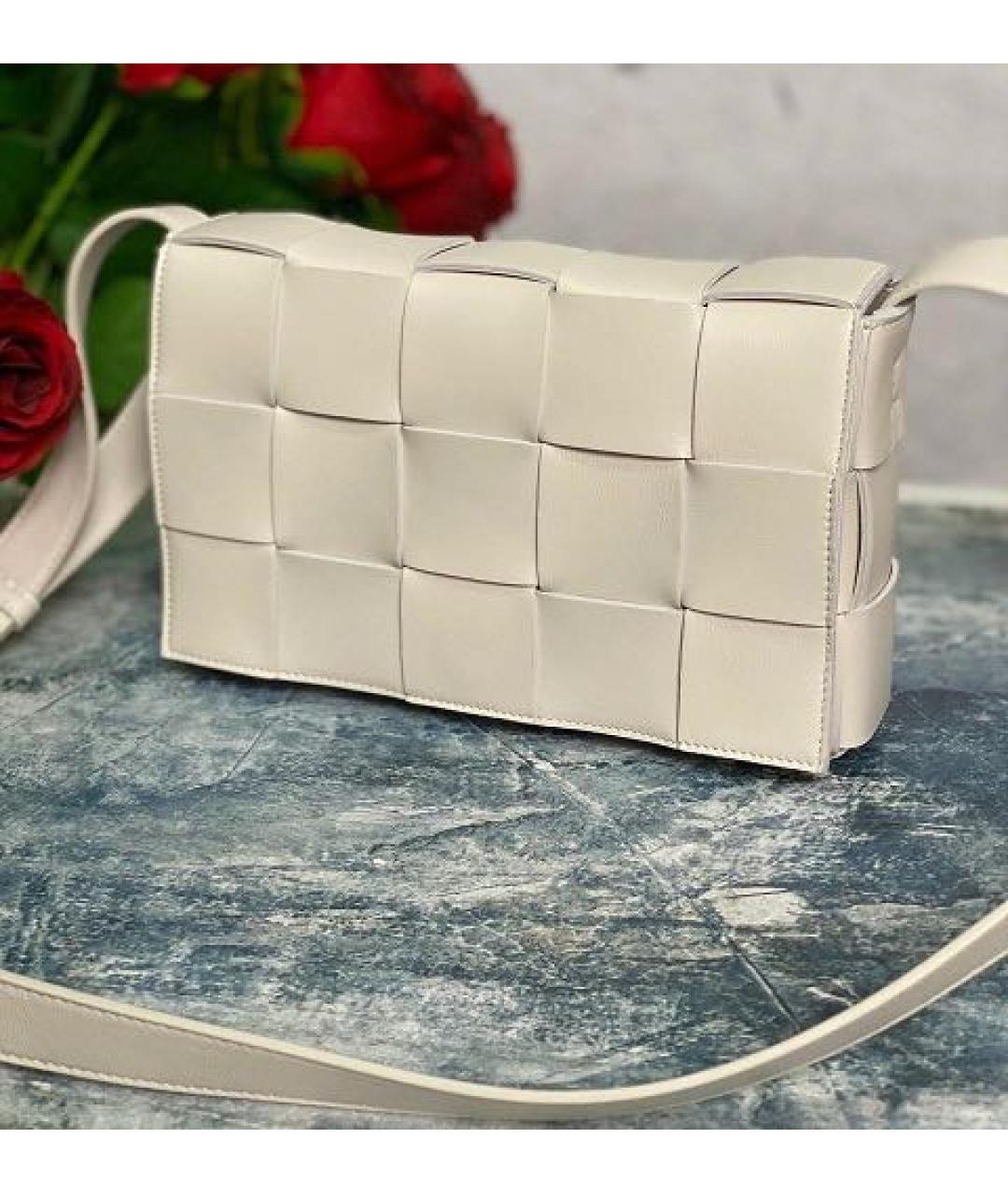 BOTTEGA VENETA Белая кожаная сумка через плечо, фото 2
