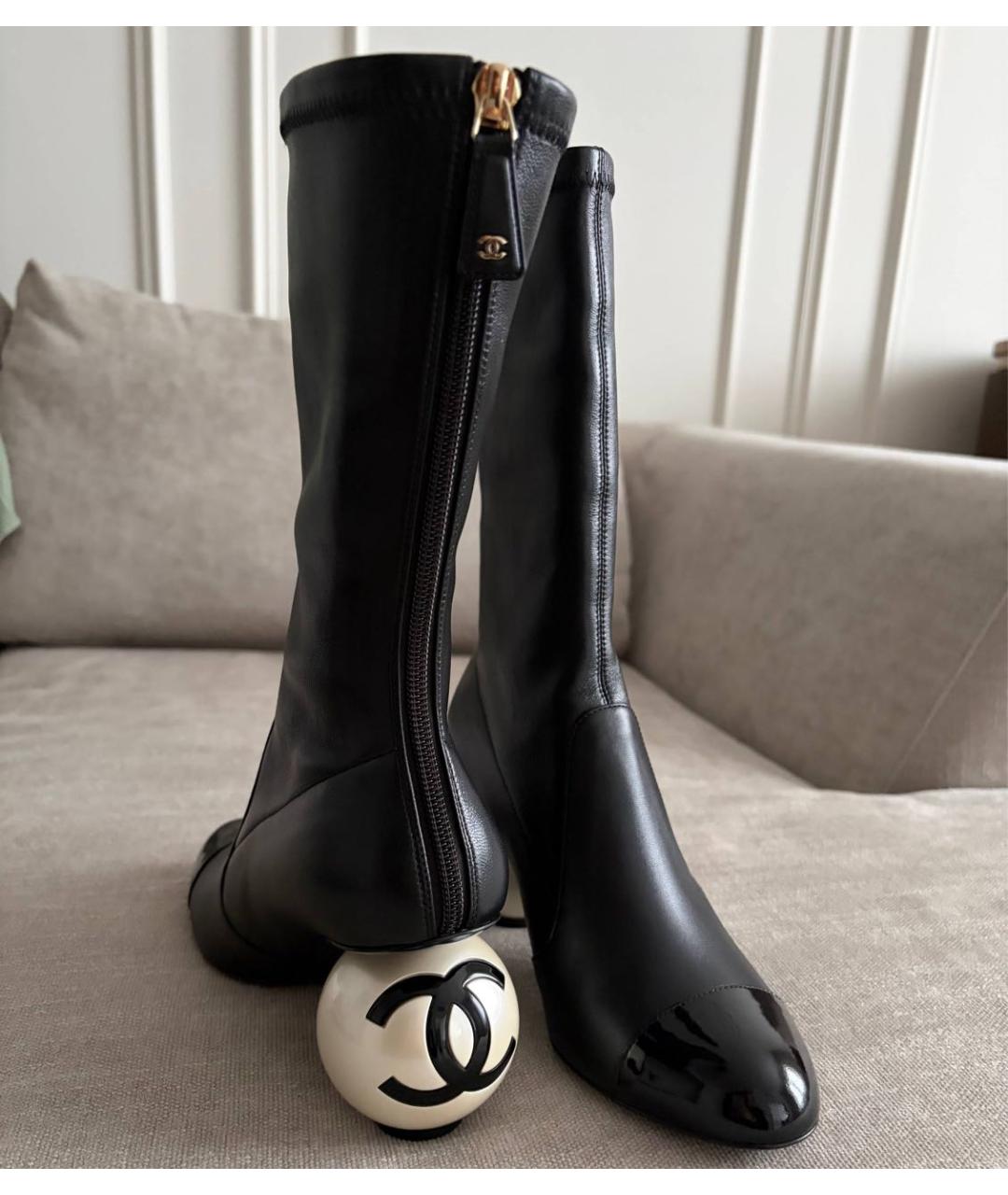 CHANEL Черные кожаные сапоги, фото 3