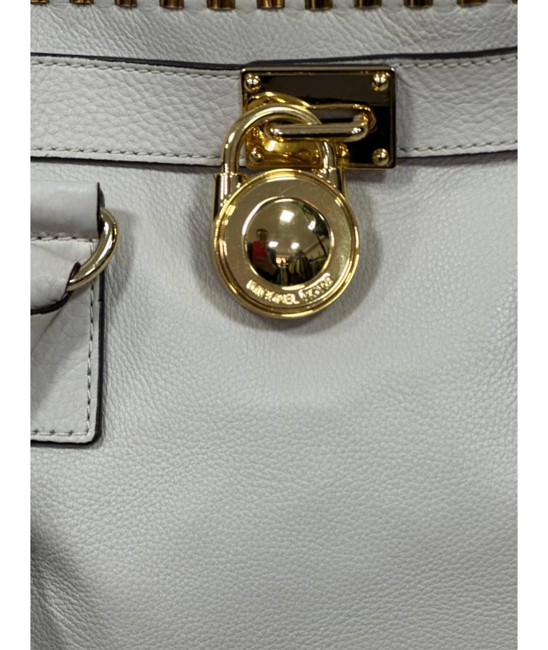 MICHAEL KORS Белая кожаная сумка с короткими ручками, фото 3