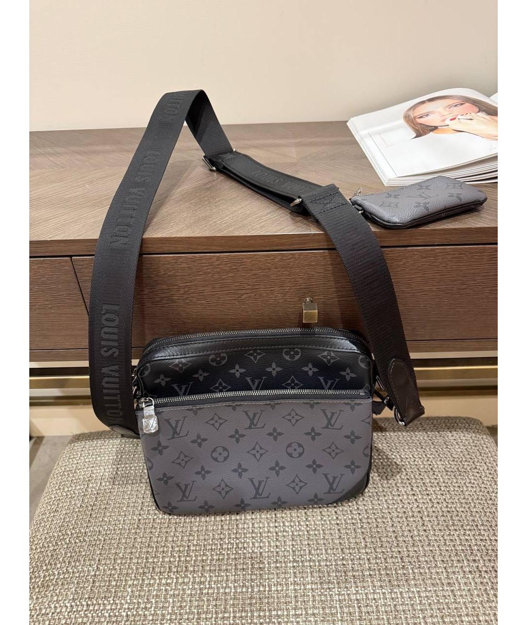 LOUIS VUITTON Серая кожаная сумка на плечо, фото 9