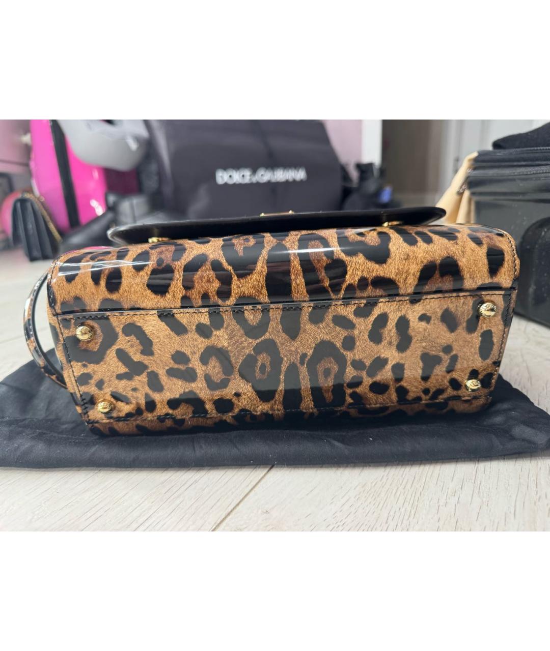 DOLCE&GABBANA Коричневая сумка с короткими ручками из лакированной кожи, фото 3