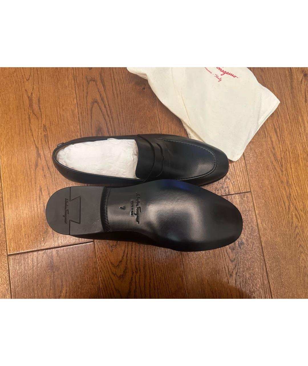 FERRAGAMO Черные кожаные лоферы, фото 3