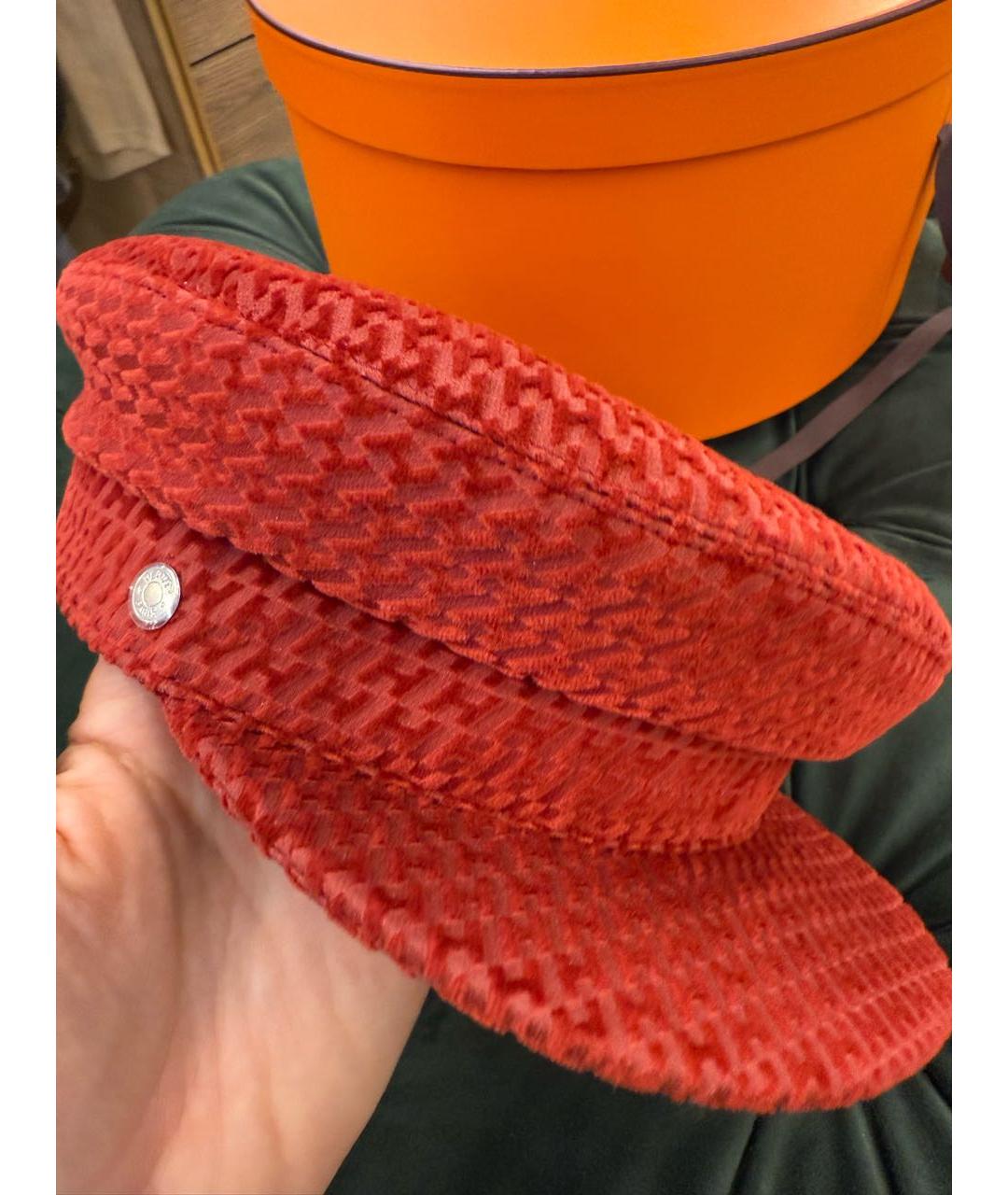 HERMES Красная бархатная кепка, фото 5