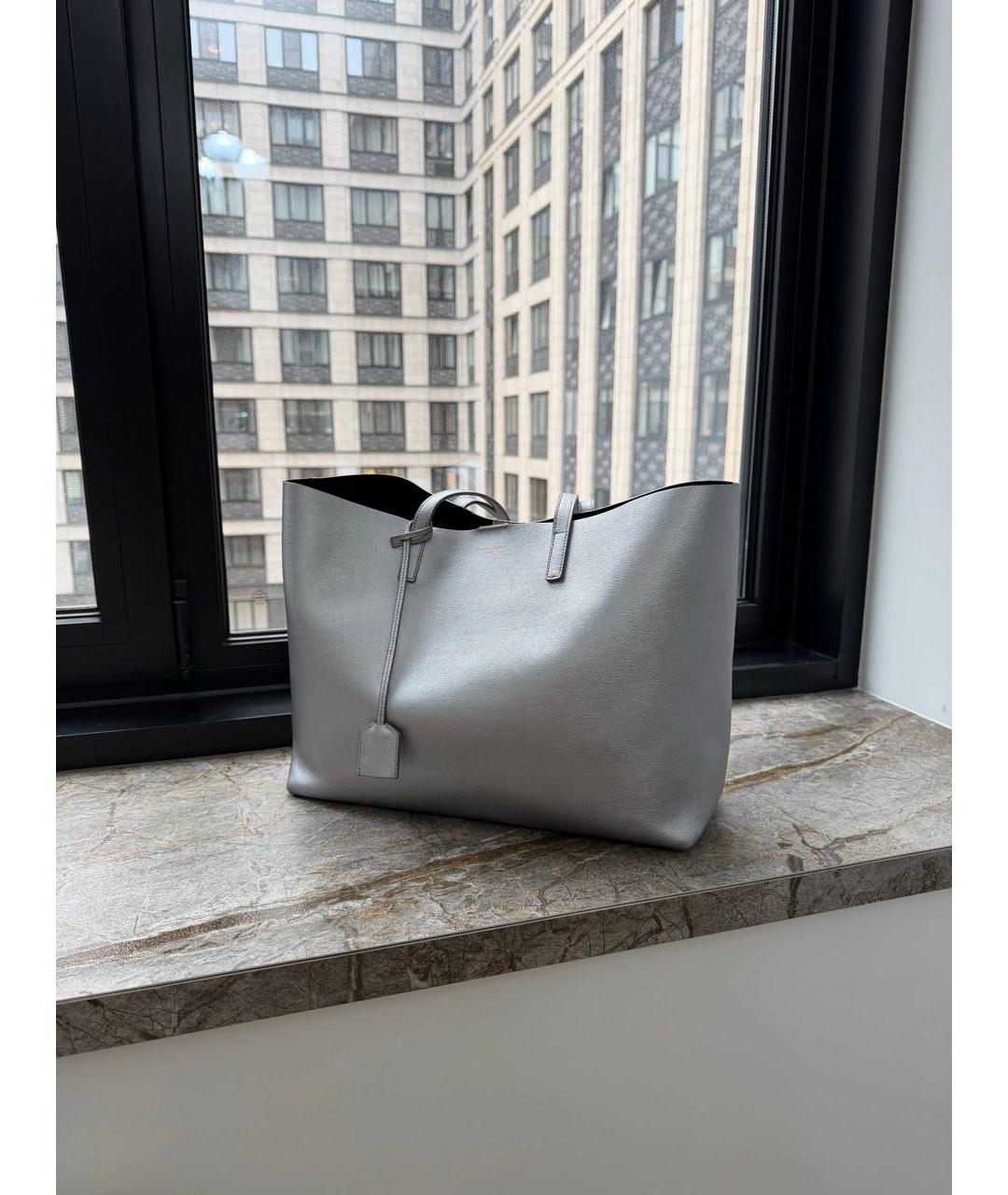 SAINT LAURENT Серебряная кожаная сумка тоут, фото 2