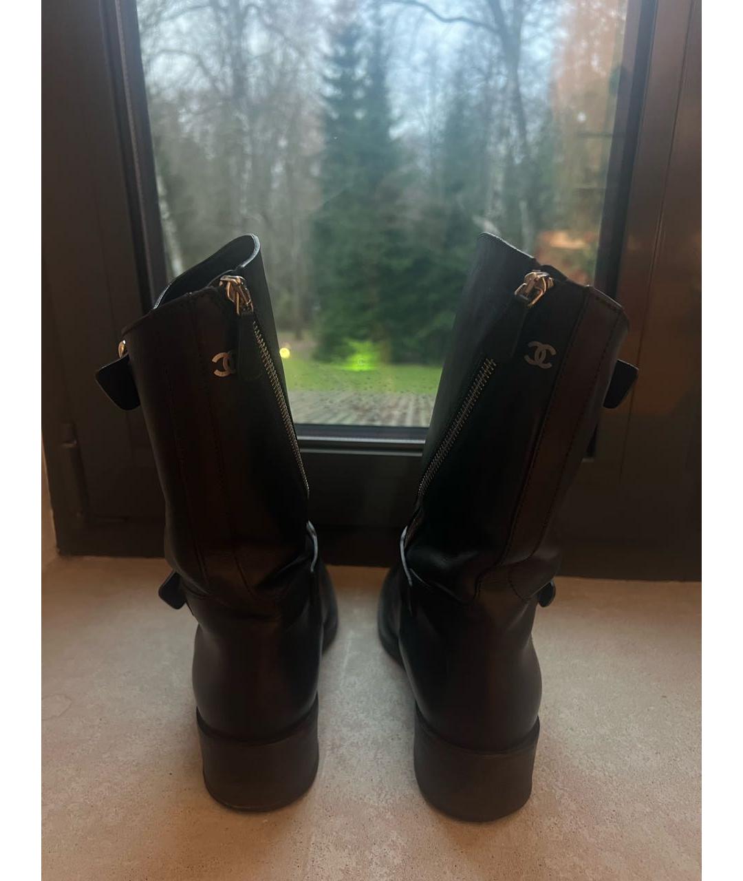 CHANEL Черные кожаные сапоги, фото 4