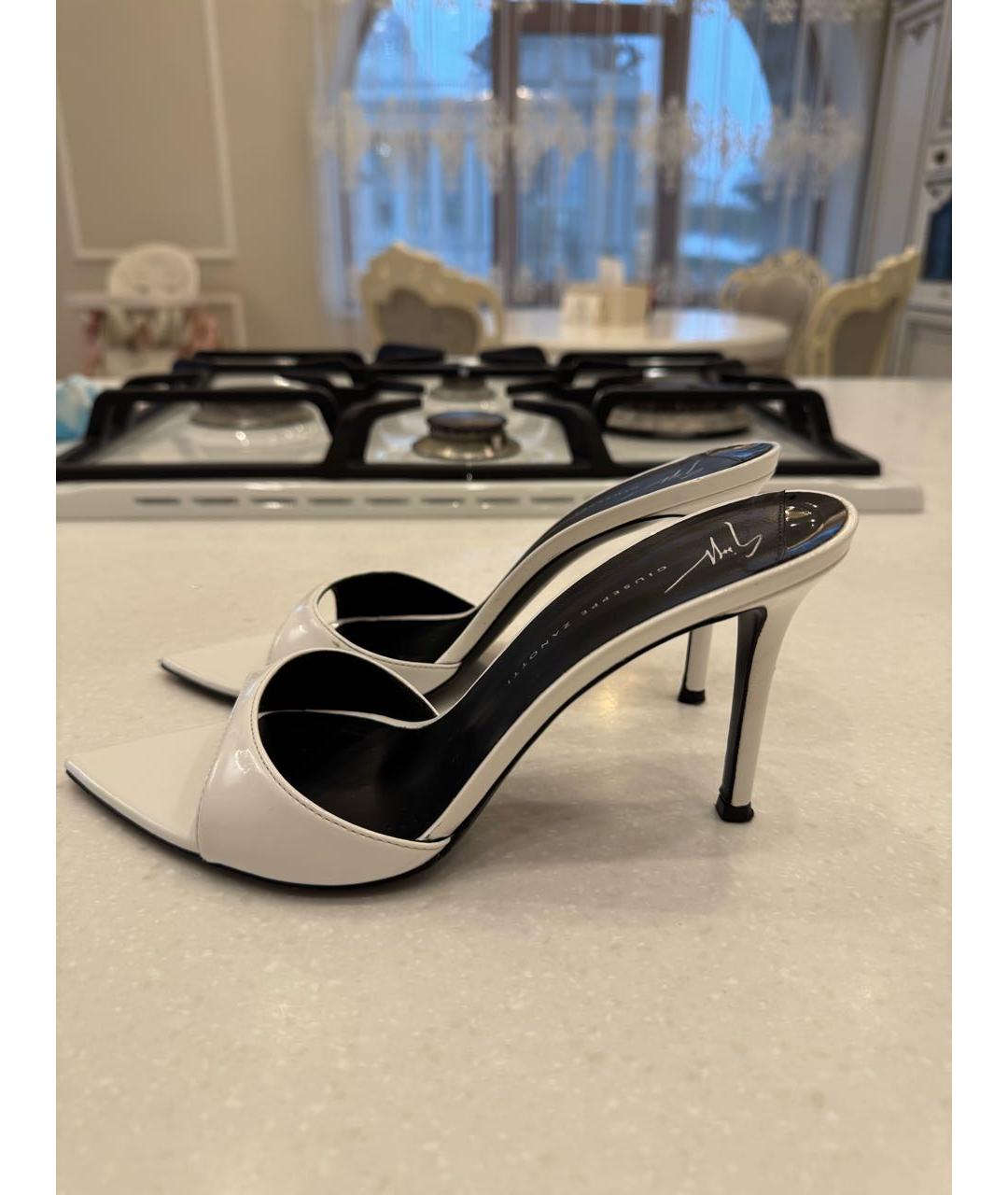 GIUSEPPE ZANOTTI DESIGN Белые мюли из лакированной кожи, фото 4