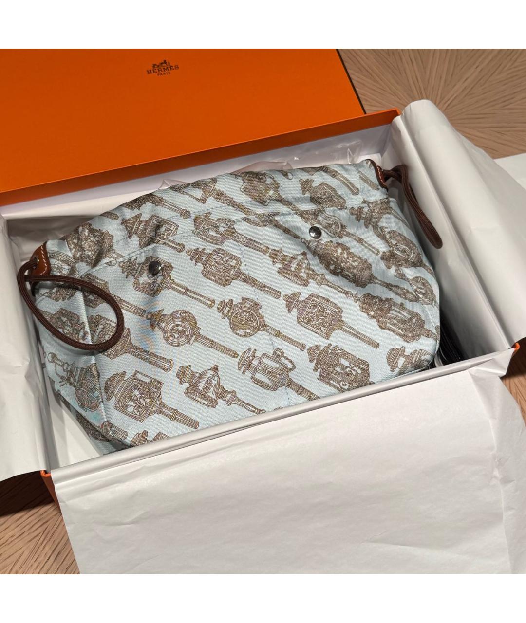 HERMES Голубая шелковая косметичка, фото 2