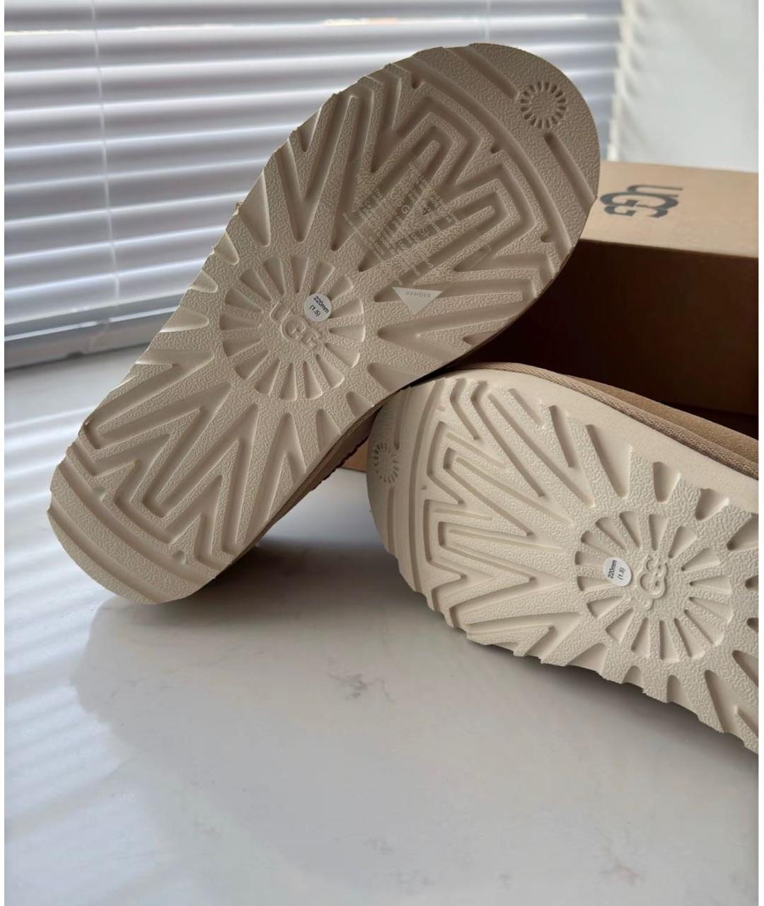 UGG AUSTRALIA Бежевые замшевые ботинки, фото 6