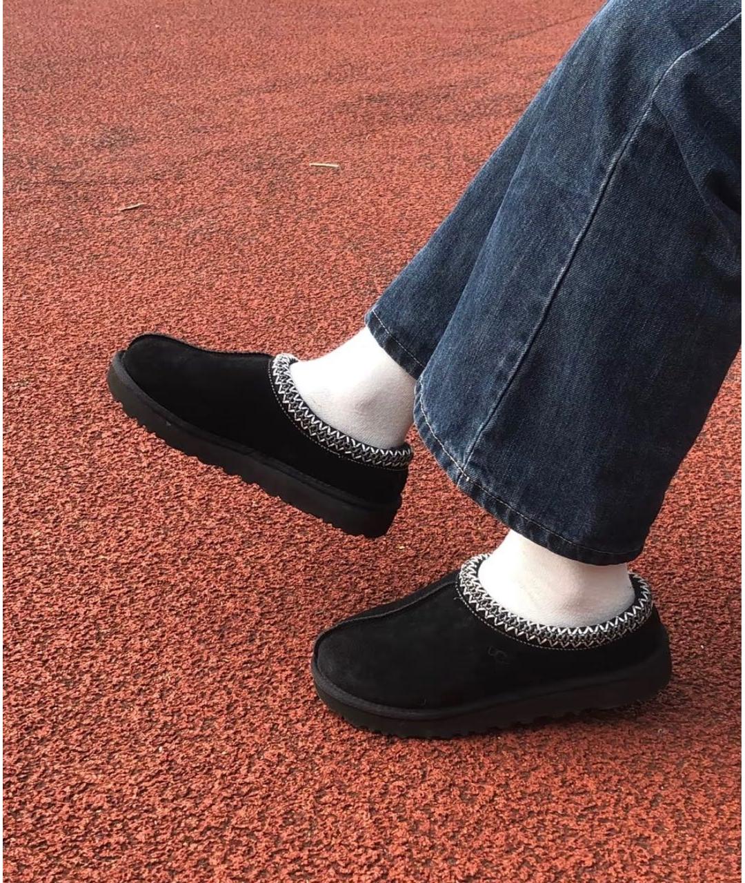 UGG AUSTRALIA Черные замшевые мюли, фото 2