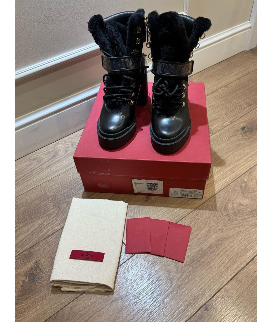 VALENTINO Черные кожаные ботинки, фото 2