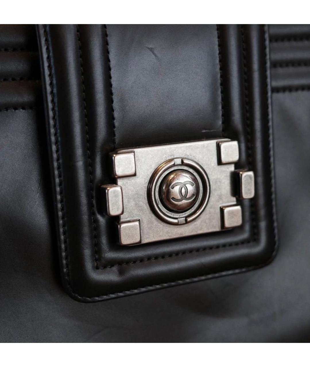 CHANEL Черная кожаная сумка тоут, фото 5