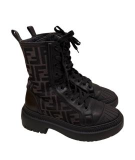 FENDI Ботинки