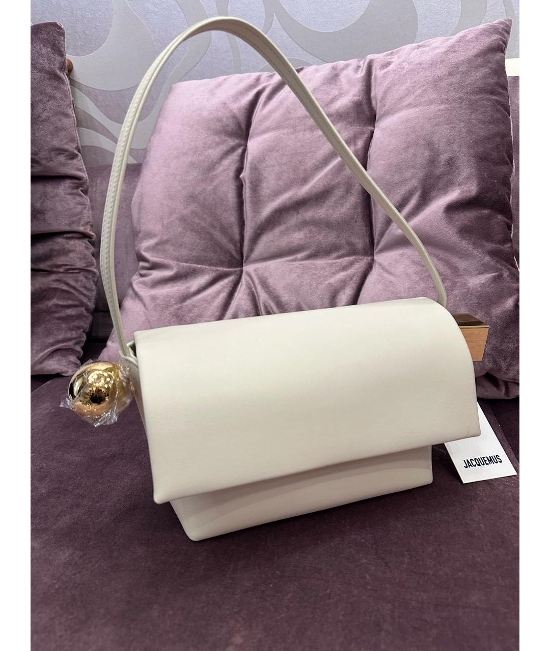 JACQUEMUS Бежевая кожаная сумка через плечо, фото 6