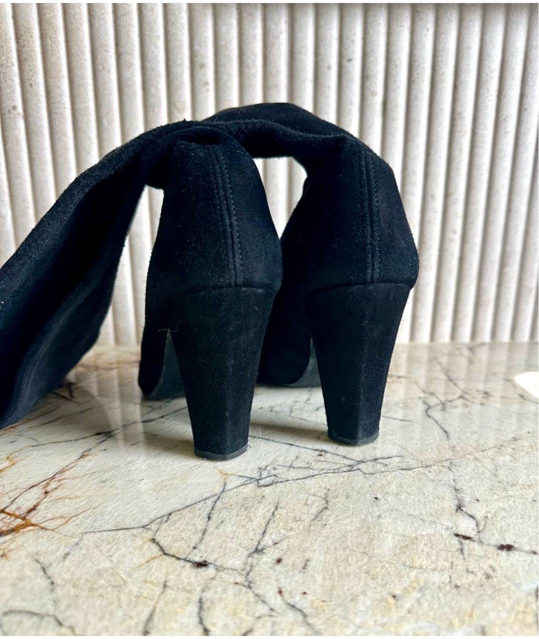 STUART WEITZMAN Черные замшевые ботфорты, фото 4