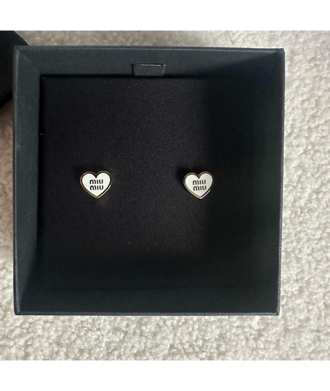 MIU MIU Белые латунные серьги, фото 2