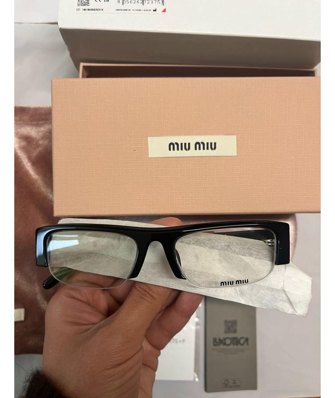 MIU MIU Черные пластиковые солнцезащитные очки, фото 3