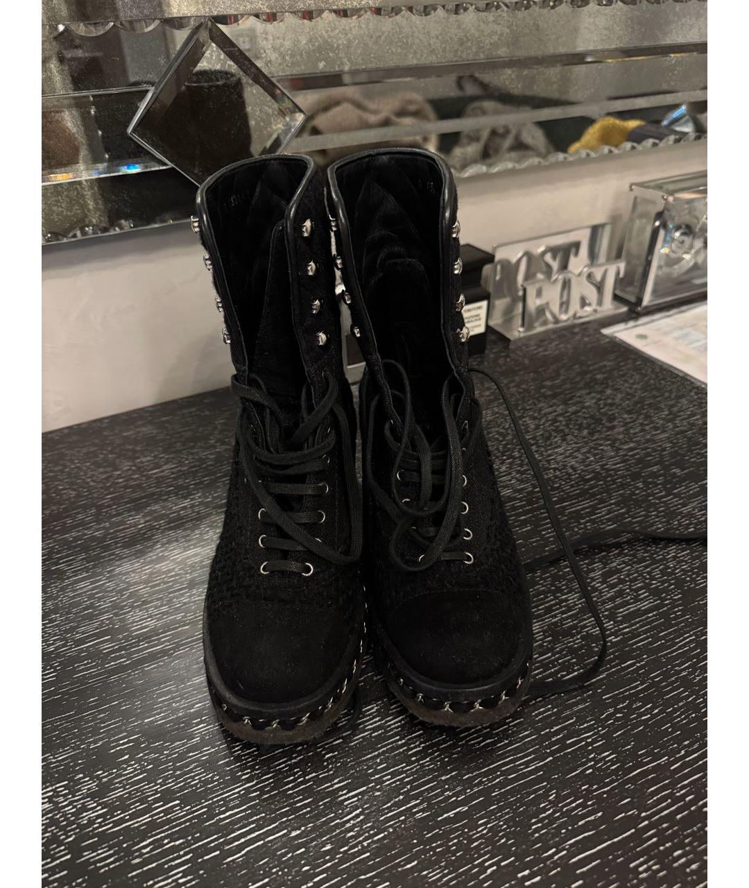 CHANEL Черные замшевые ботинки, фото 2