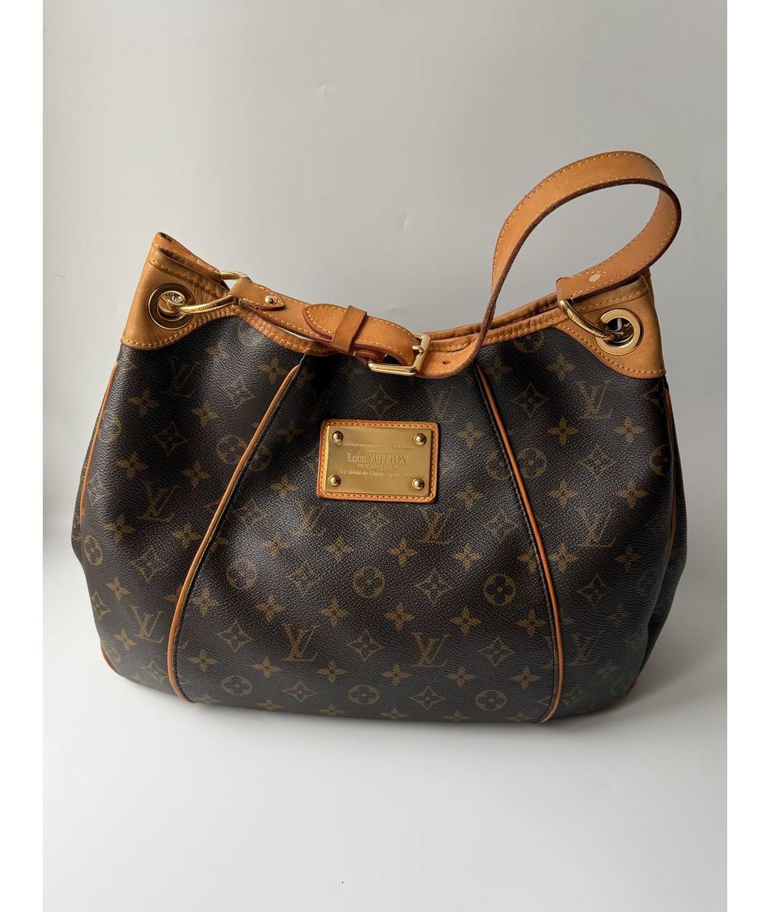 LOUIS VUITTON Коричневая сумка через плечо из искусственной кожи, фото 2