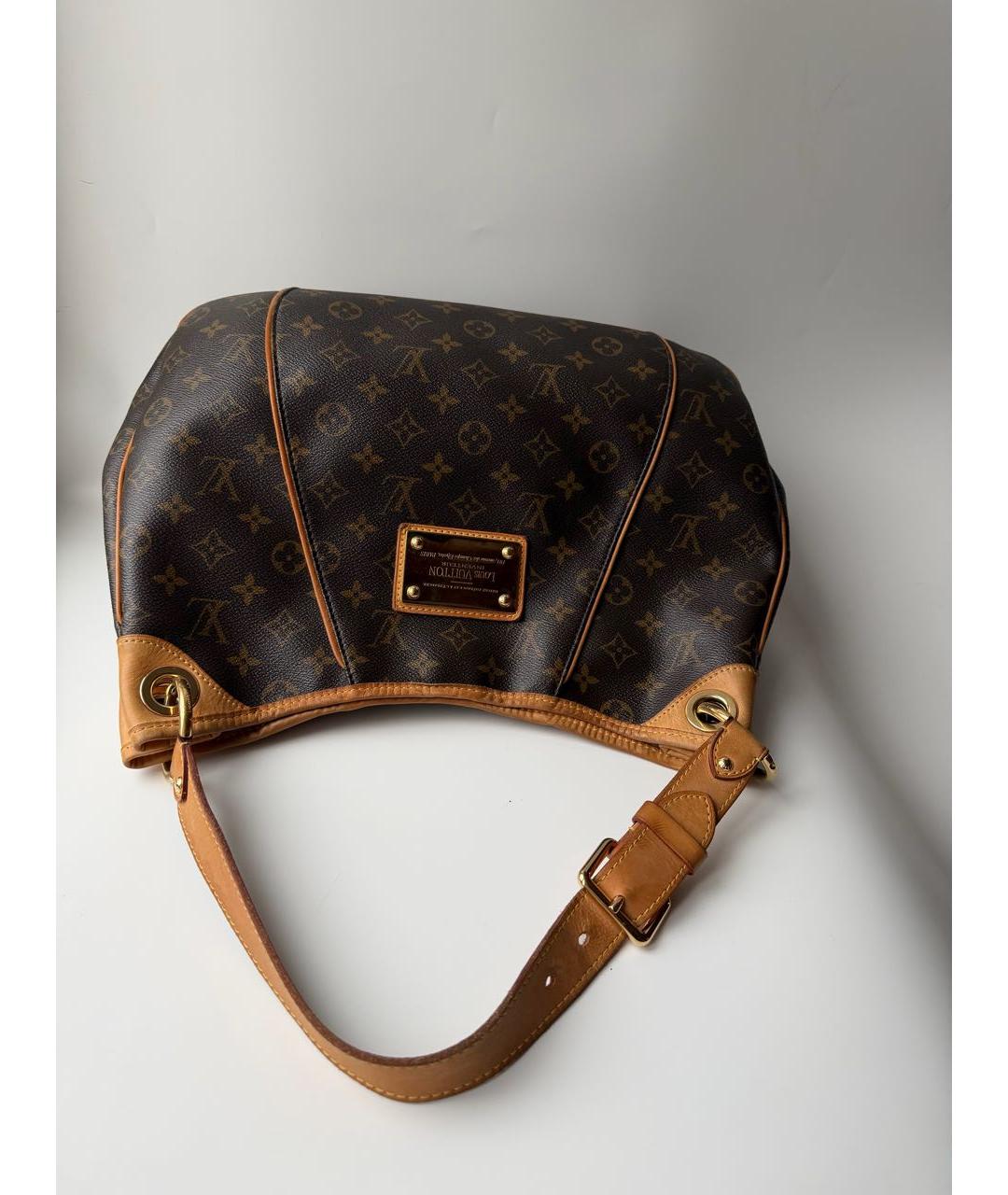 LOUIS VUITTON Коричневая сумка через плечо из искусственной кожи, фото 8