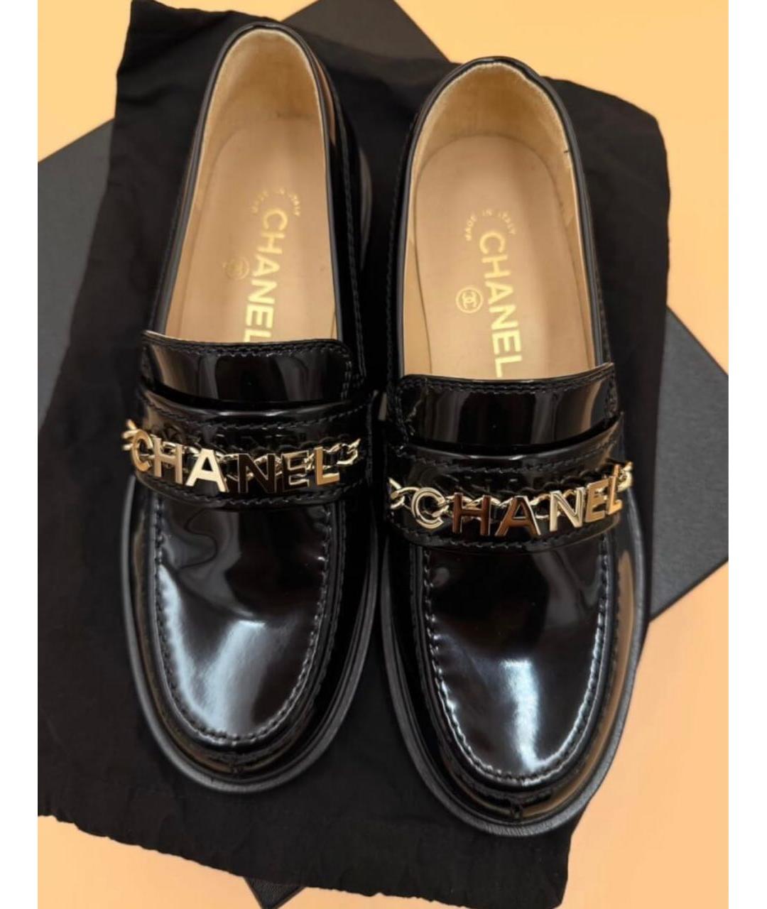 CHANEL Черные лоферы из лакированной кожи, фото 5