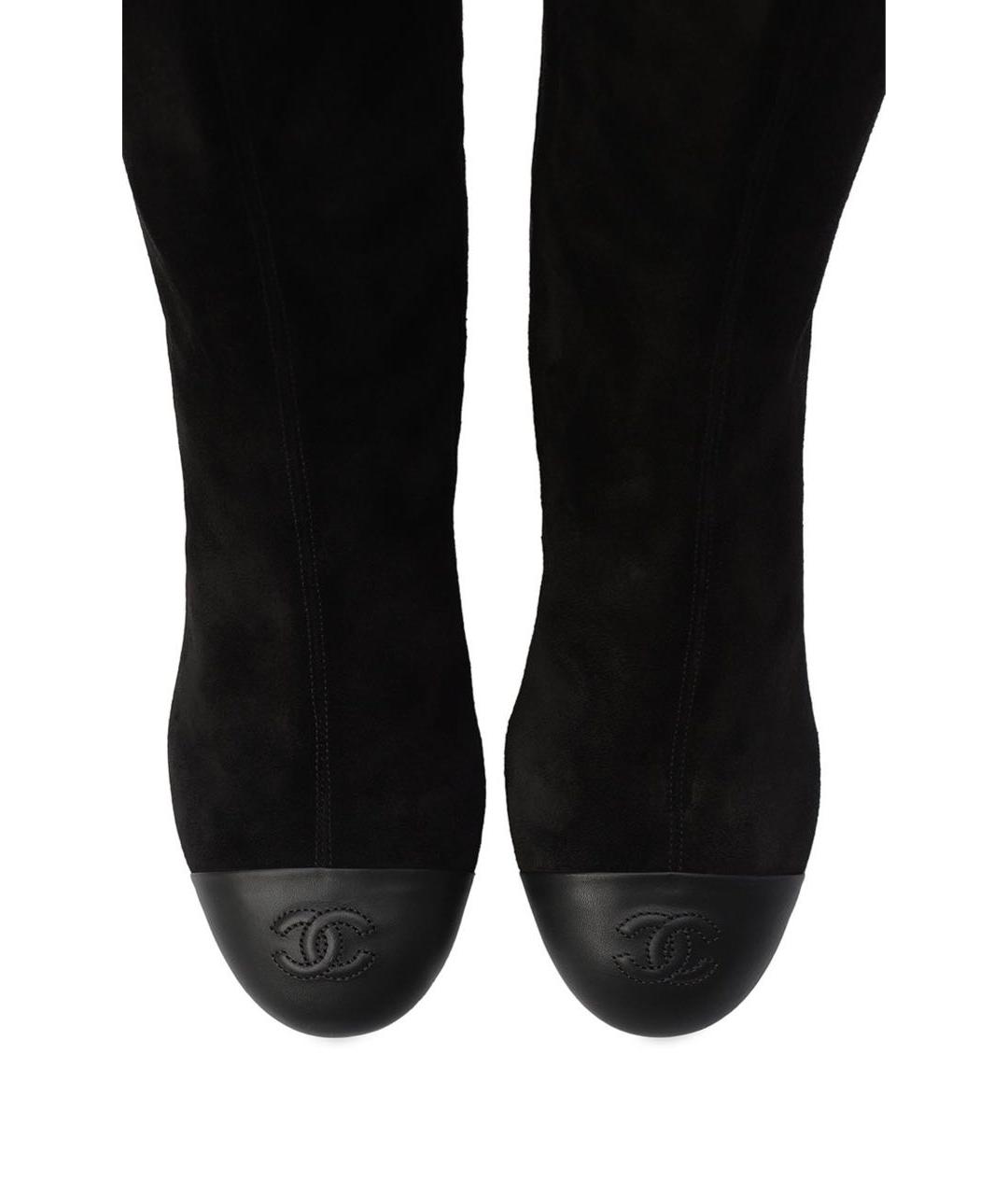 CHANEL Черные замшевые сапоги, фото 4