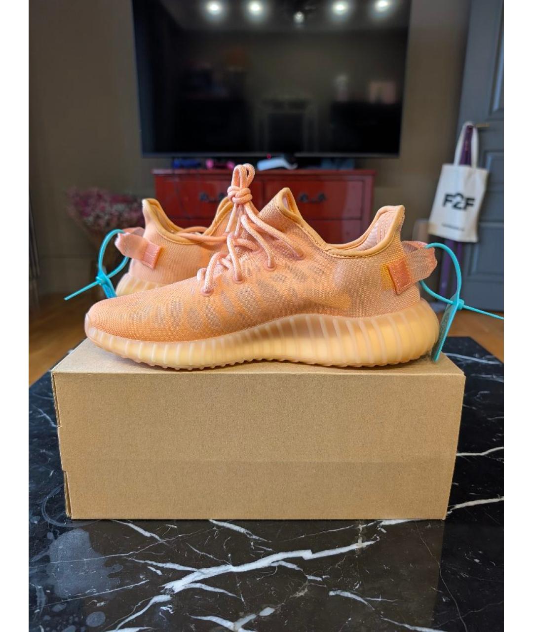 ADIDAS YEEZY Оранжевое текстильные кроссовки, фото 4