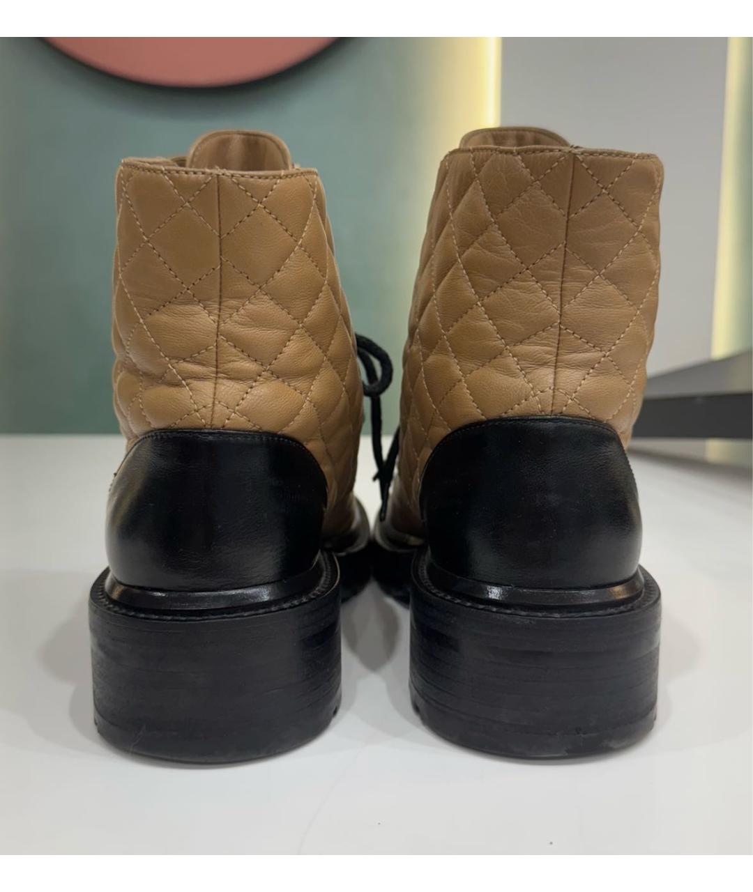 CHANEL Бежевые кожаные ботинки, фото 3