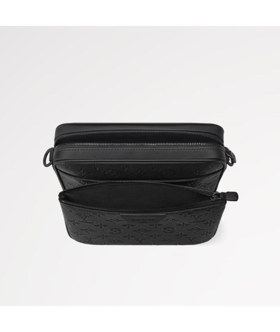 LOUIS VUITTON Черная кожаная барсетка, фото 3