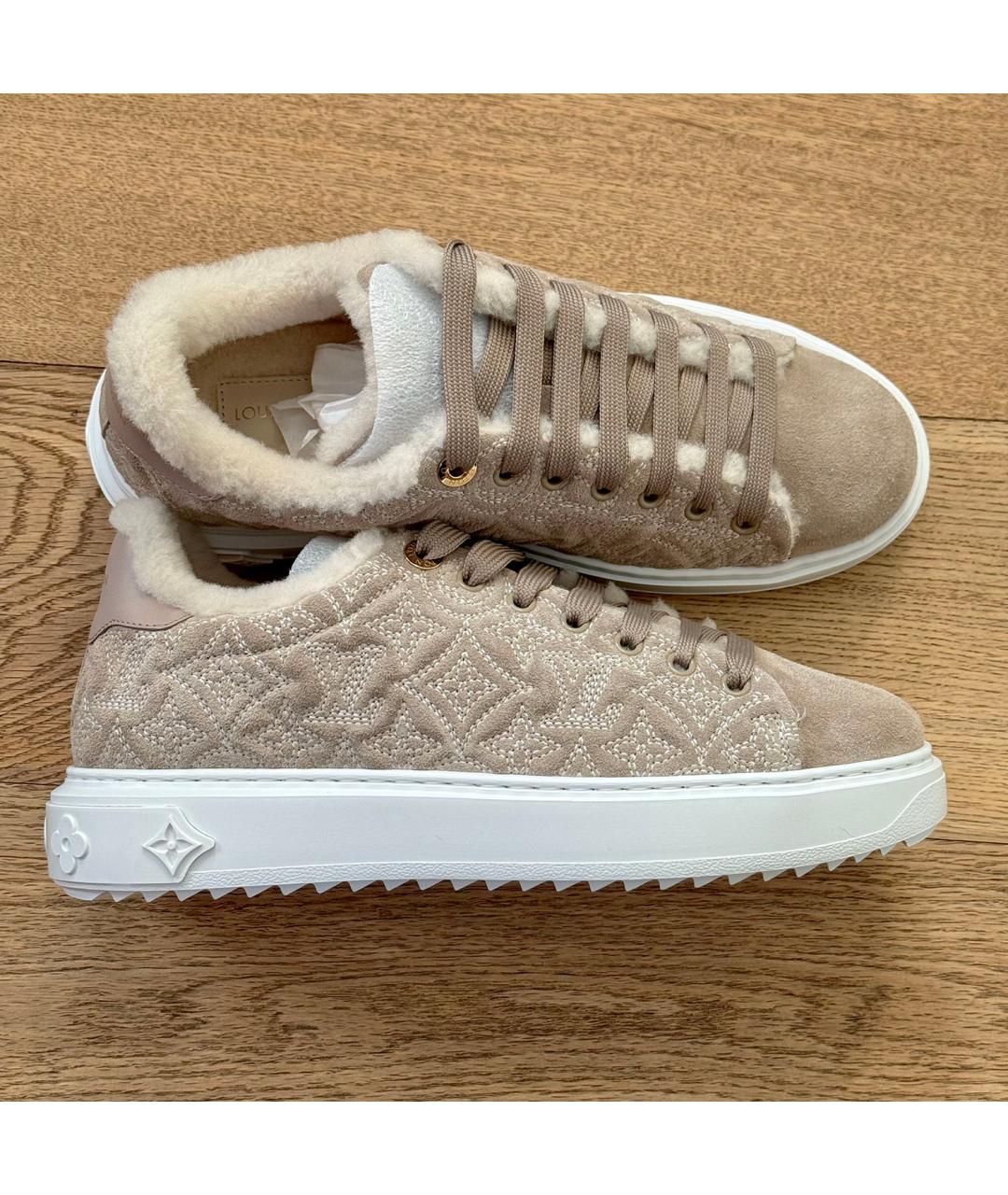 LOUIS VUITTON Бежевые замшевые кроссовки, фото 7