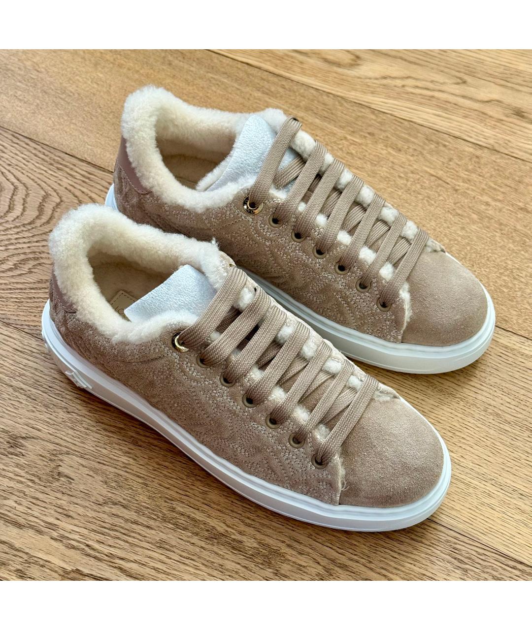 LOUIS VUITTON Бежевые замшевые кроссовки, фото 6
