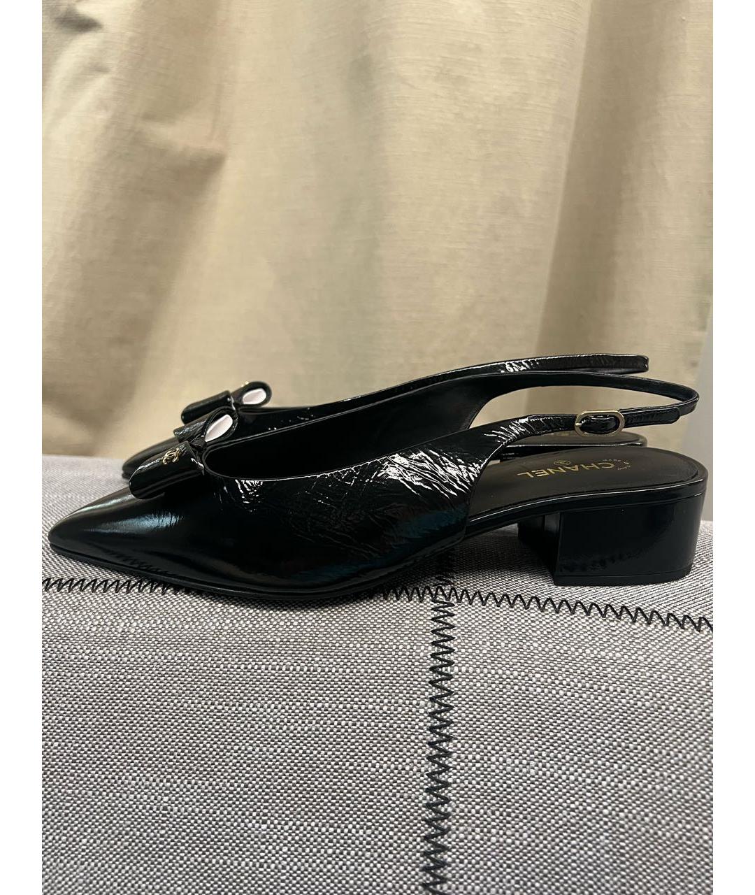 CHANEL Черные туфли из лакированной кожи, фото 8