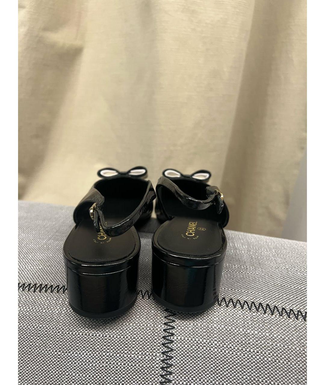 CHANEL Черные туфли из лакированной кожи, фото 4