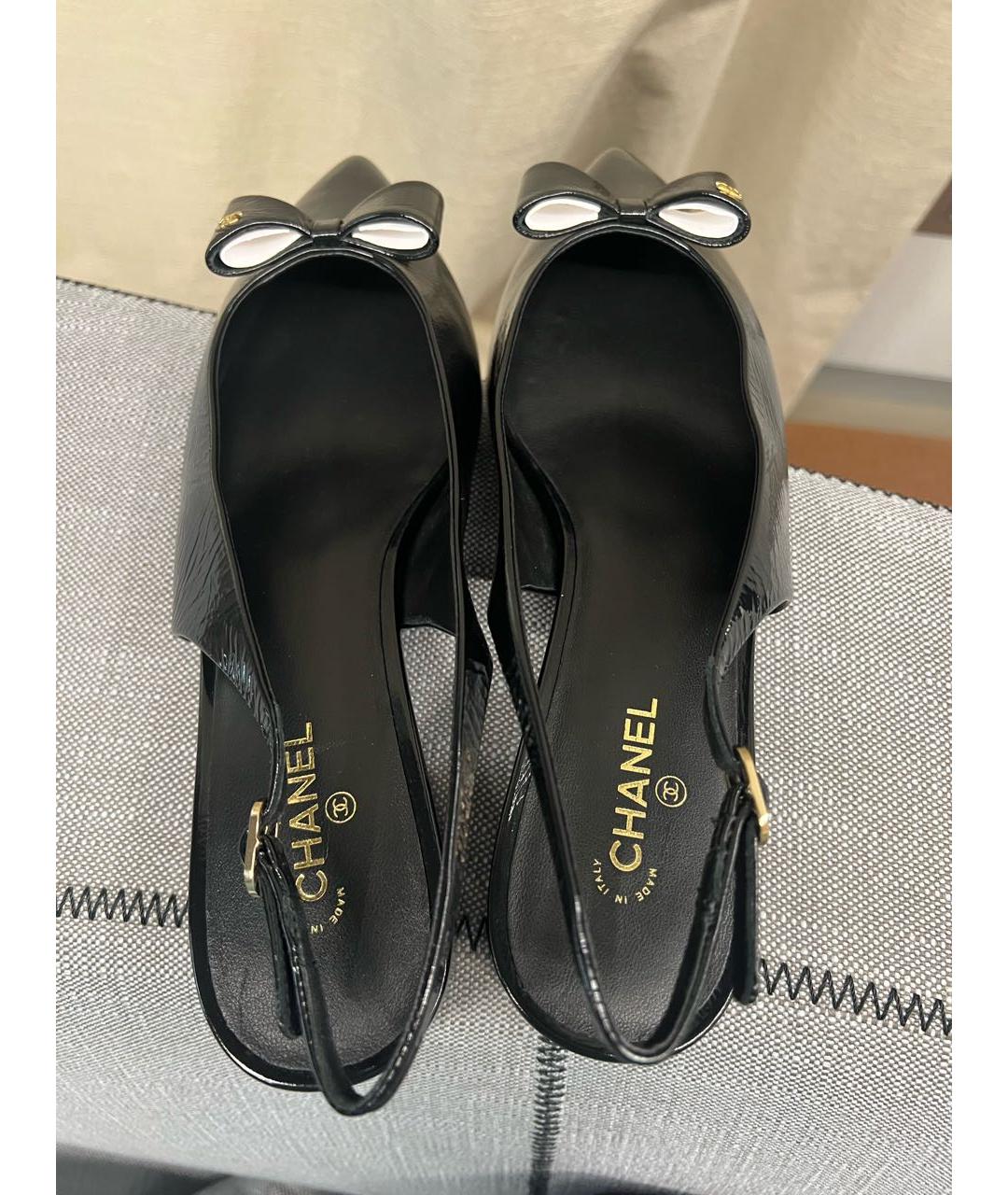 CHANEL Черные туфли из лакированной кожи, фото 3