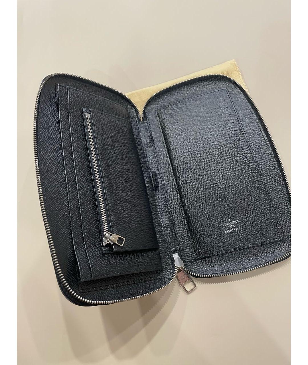 LOUIS VUITTON Антрацитовая кожаная барсетка, фото 6
