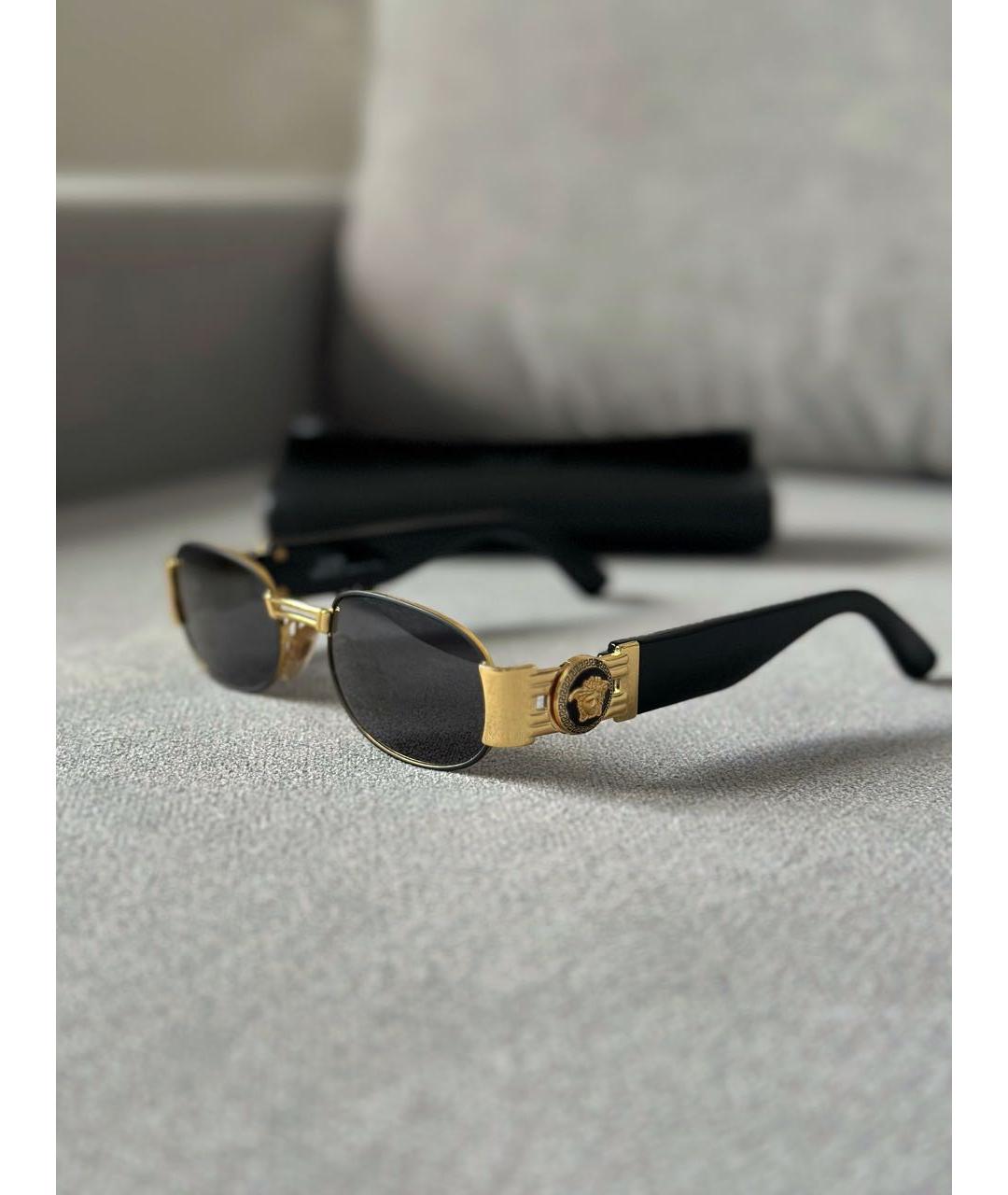 VERSACE Черные пластиковые солнцезащитные очки, фото 4