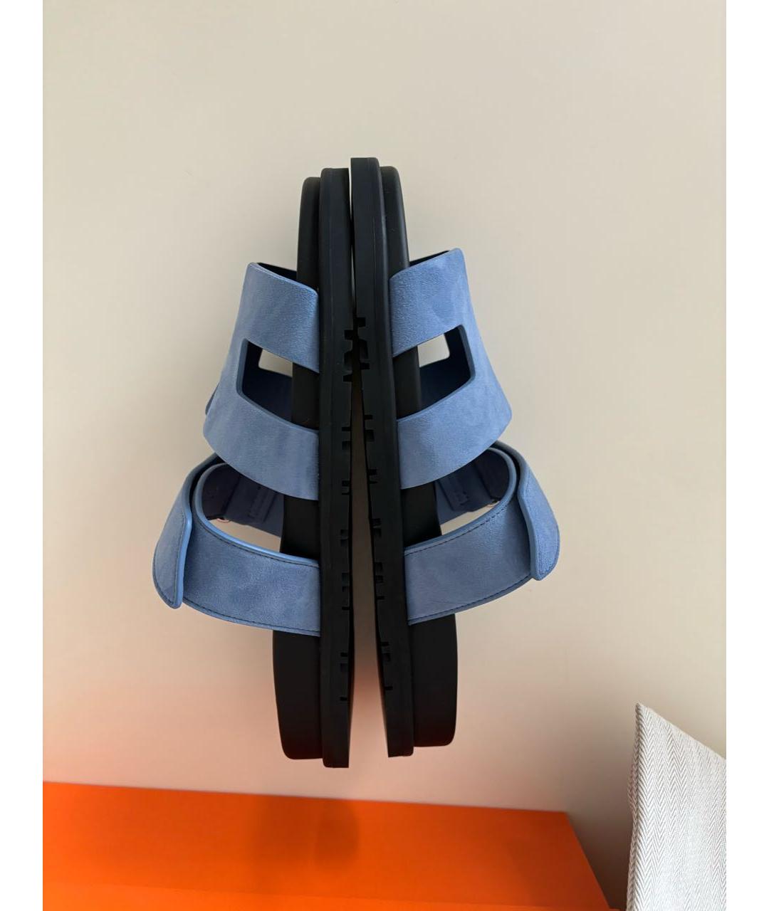HERMES Голубые замшевые сандалии, фото 4