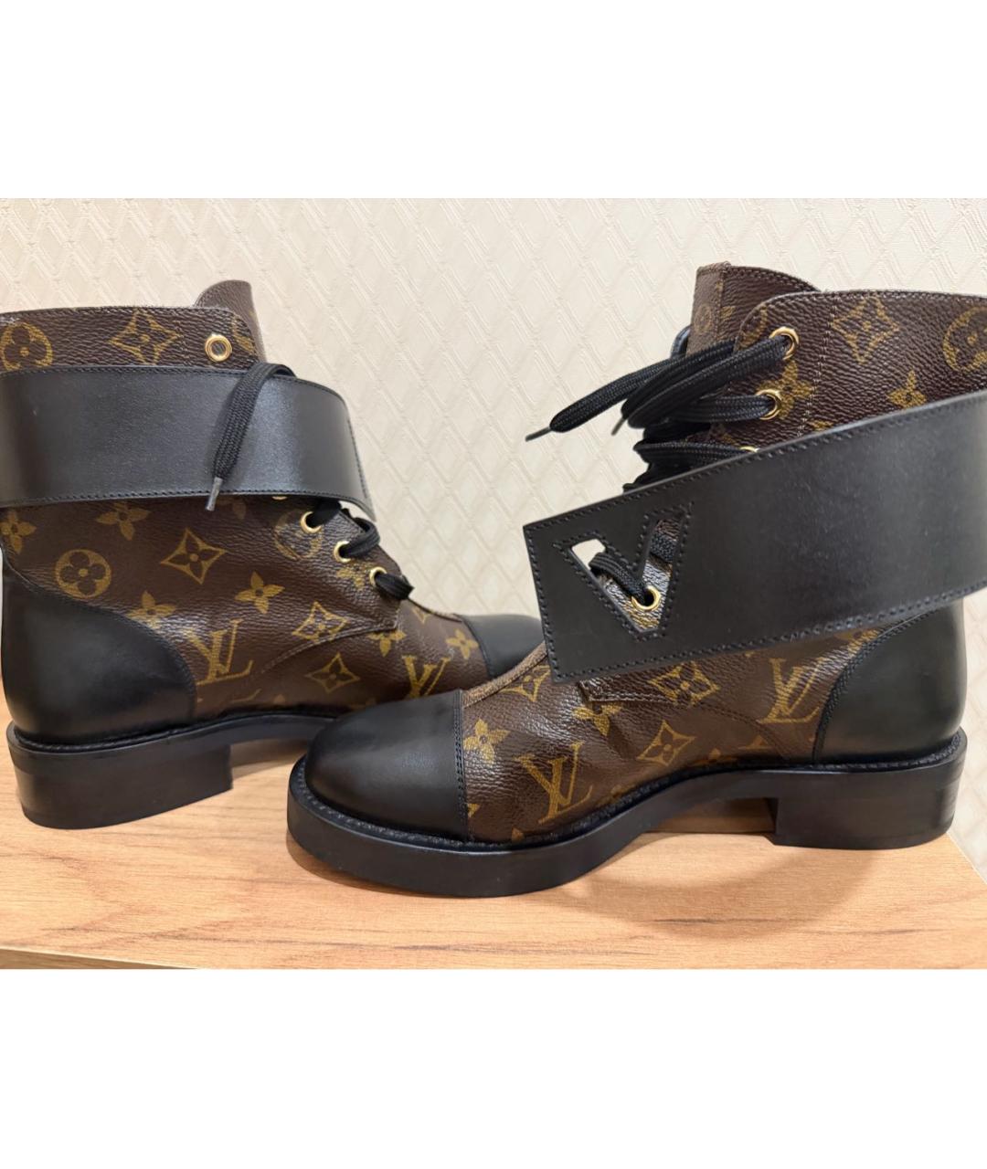 LOUIS VUITTON Коричневые ботинки, фото 7