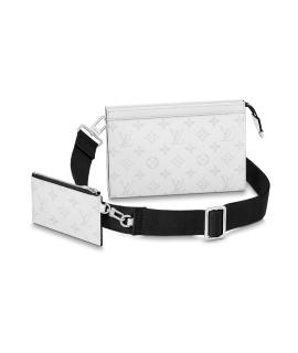 LOUIS VUITTON Кошелек