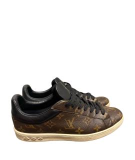 LOUIS VUITTON Низкие кроссовки / кеды