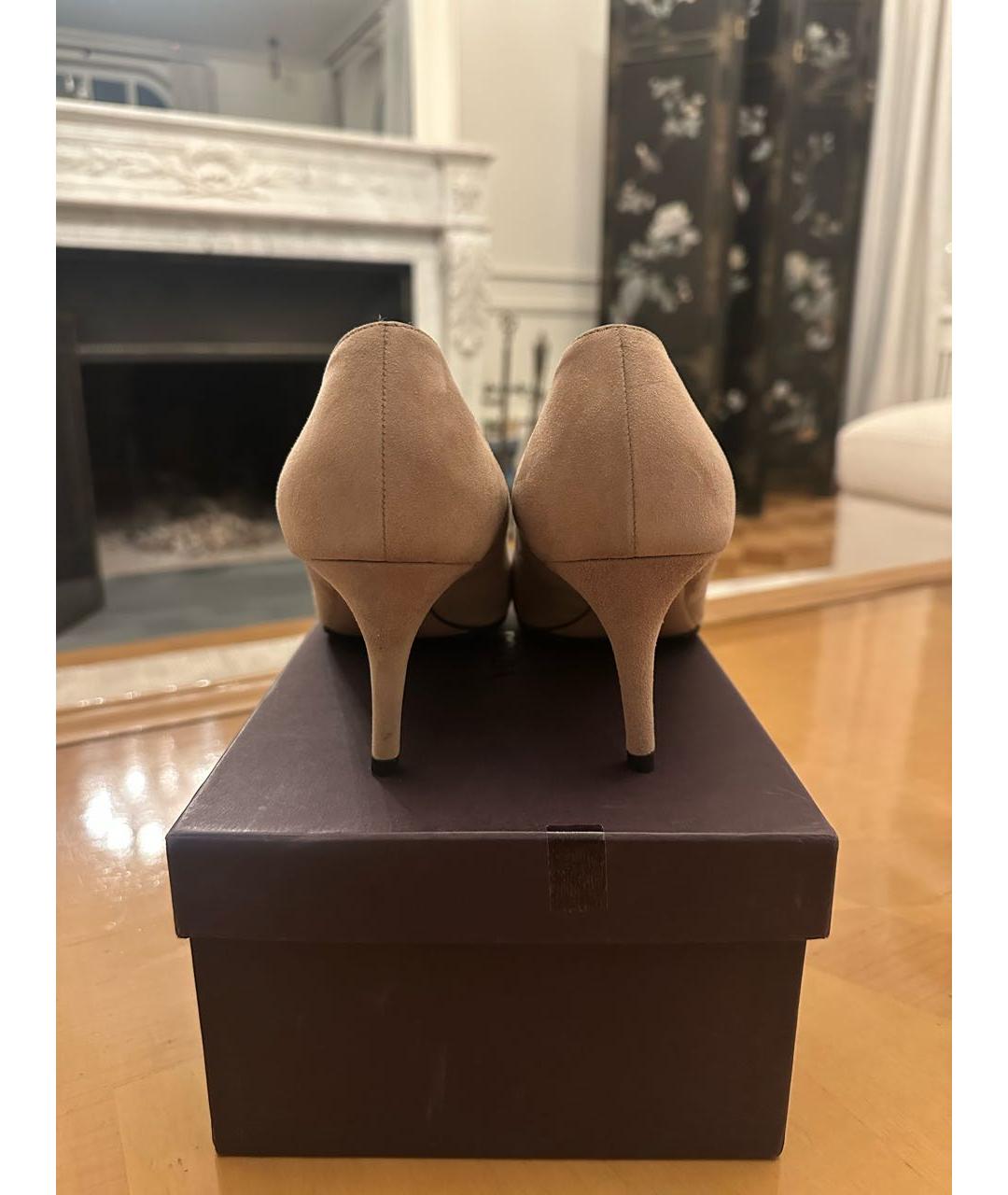 PRADA Бежевые замшевые туфли, фото 3