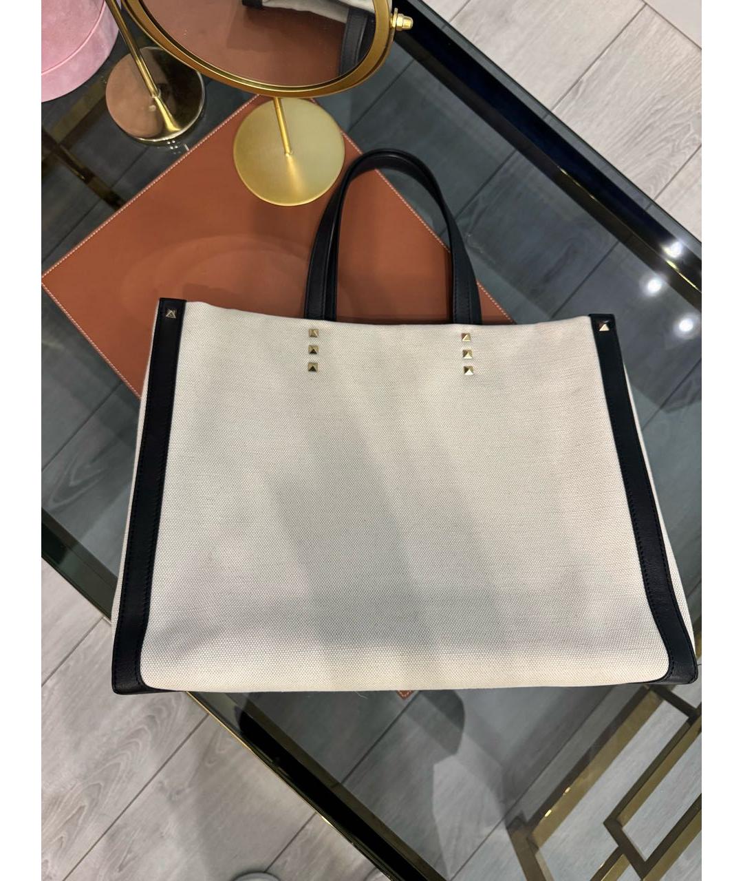 VALENTINO Белая тканевая сумка с короткими ручками, фото 3
