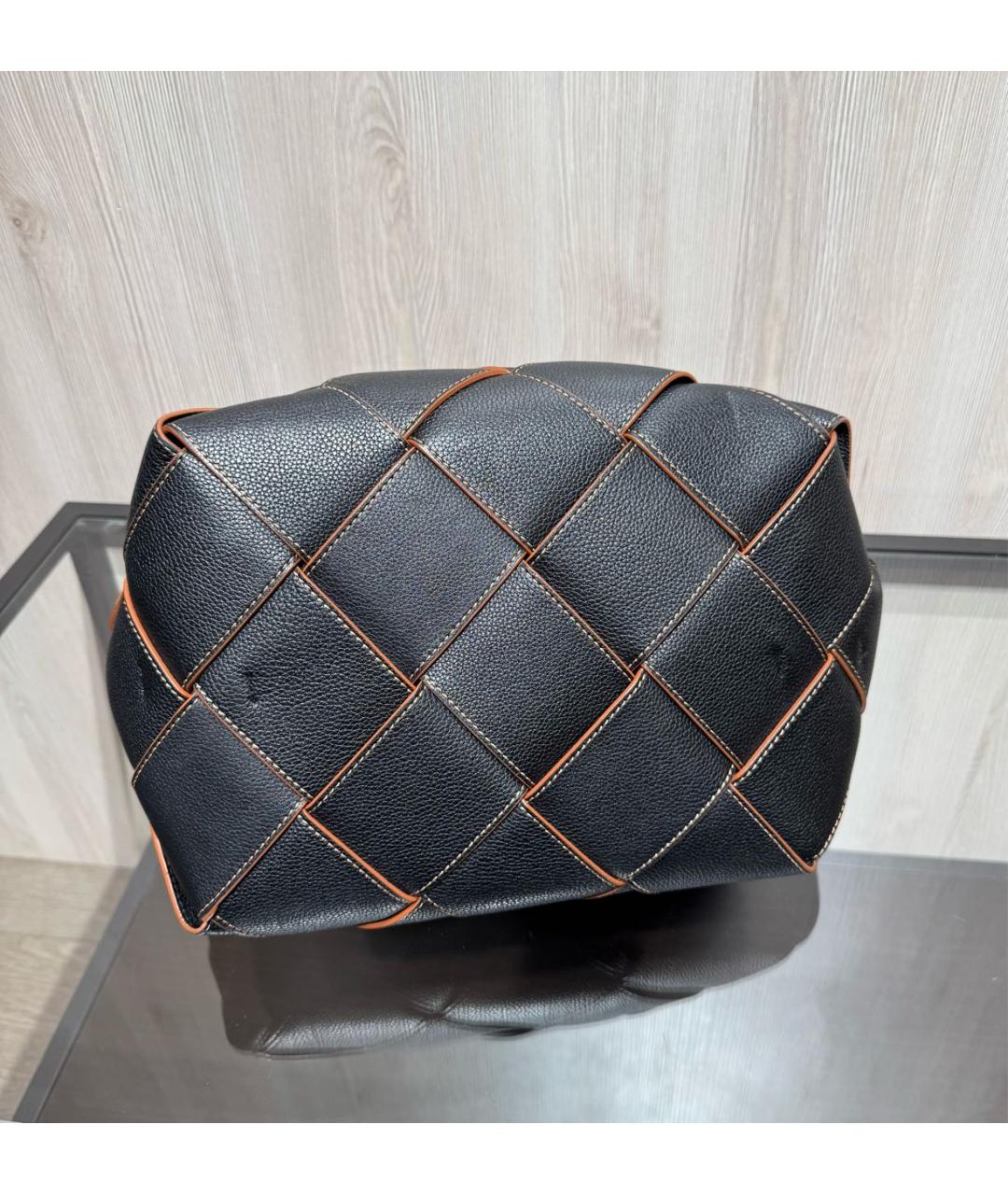 LOEWE Черная кожаная сумка через плечо, фото 5