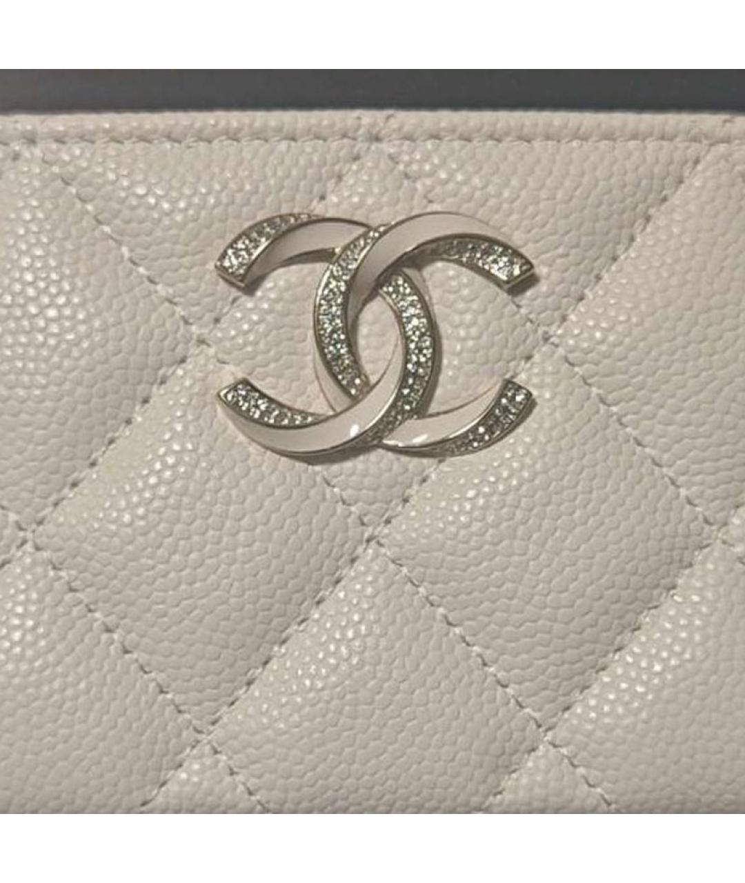 CHANEL Бежевый кожаный кардхолдер, фото 3