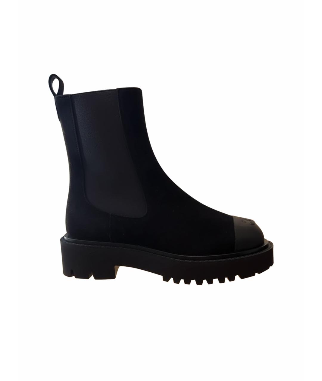 CHANEL Черные замшевые ботинки, фото 1