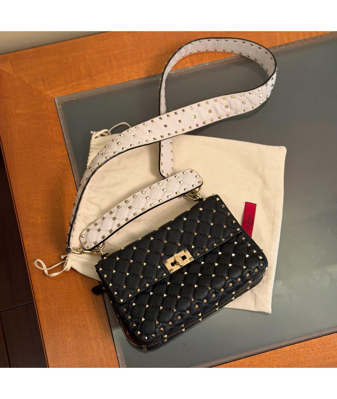 VALENTINO Черная кожаная сумка через плечо, фото 2