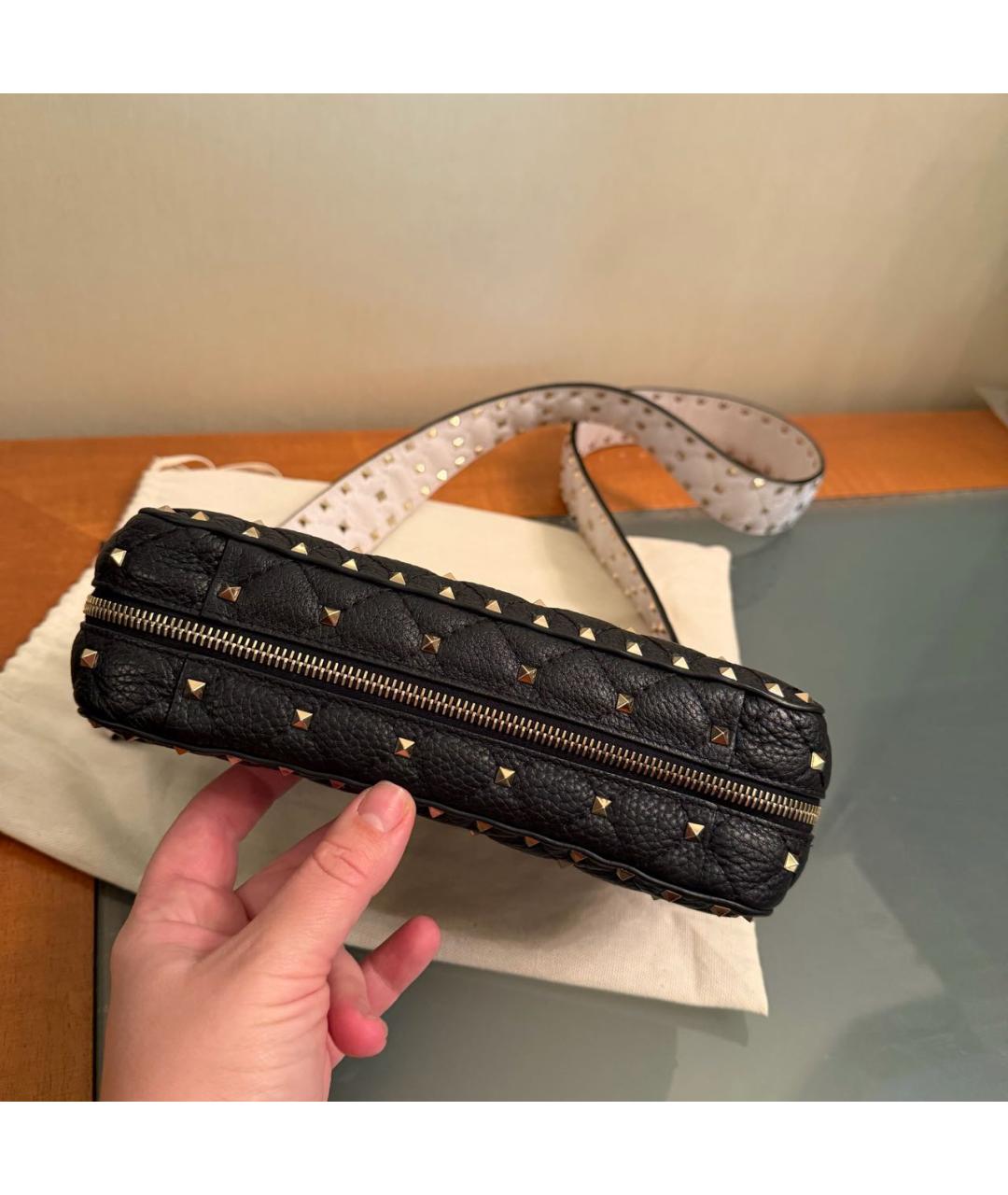 VALENTINO Черная кожаная сумка через плечо, фото 6